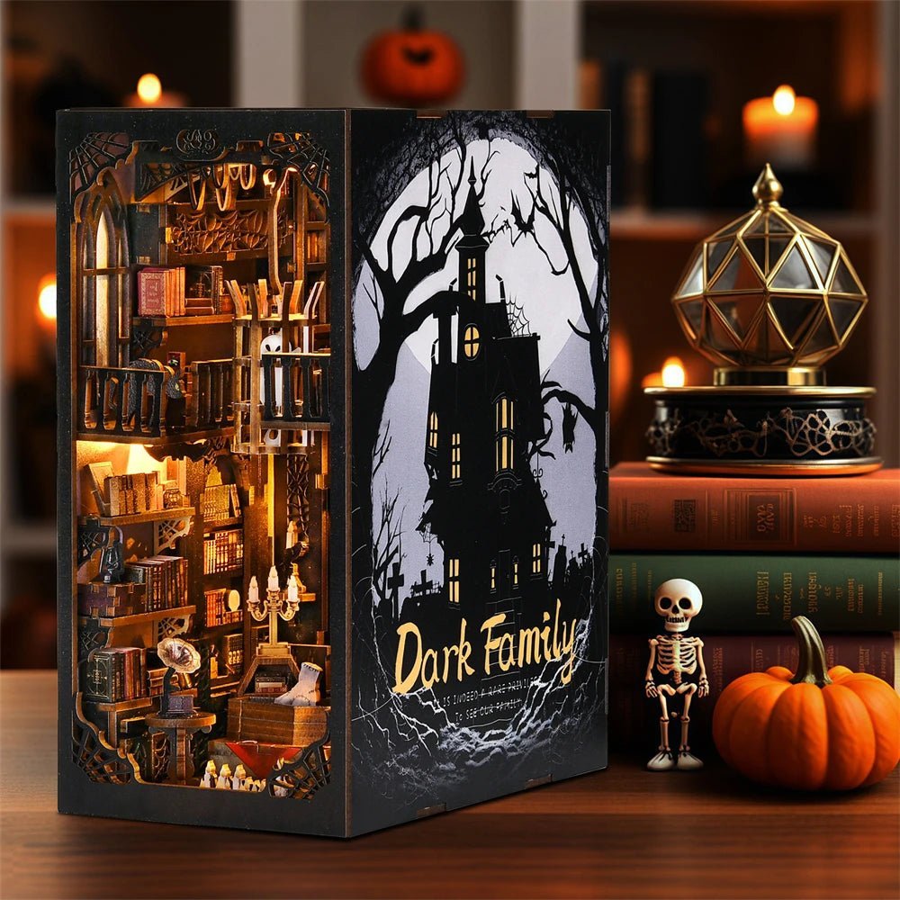 Dark Family Book Nook Kit - NookFan