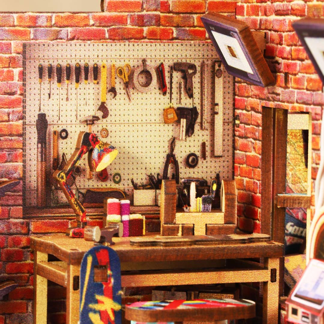 Street Culture - Book Nook Kit - NookFan