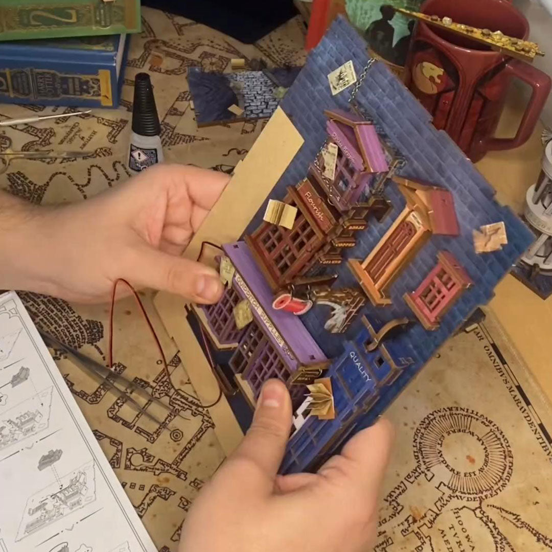 Magic Night Alley - DIY Book Nook Kit
