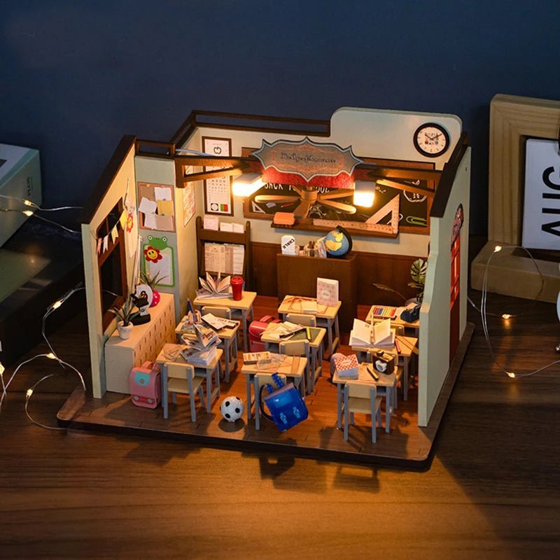 Back to school - Doll house - NookFan