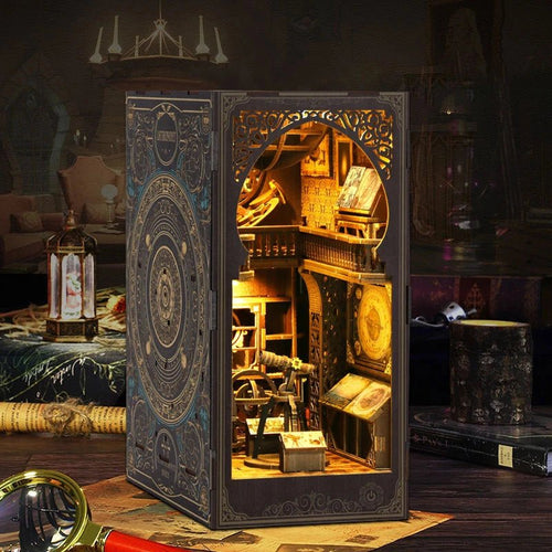 Museum of Astronomy - DIY Book Nook Kit - TryNooki