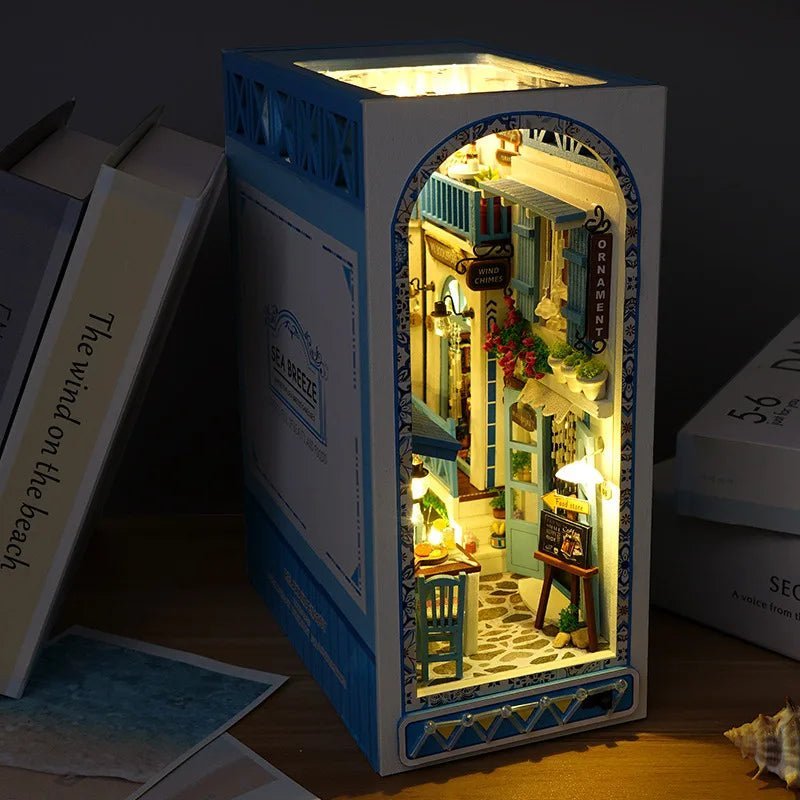 Sea Breeze - DIY Book Nook Kit - NookFan