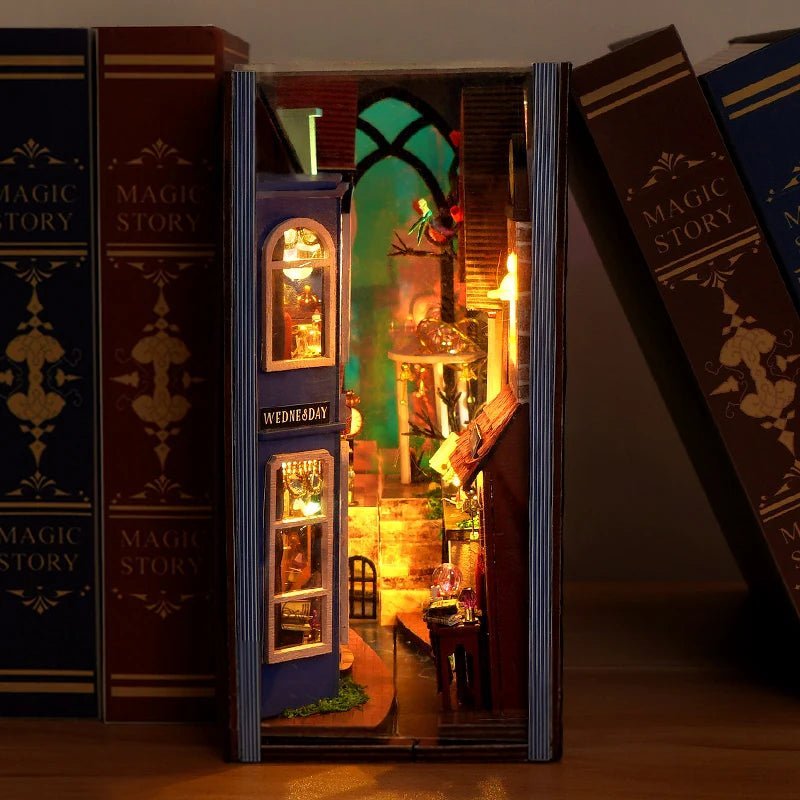 Mystic Library Book Nook - NookFan