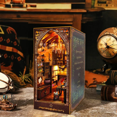 Magic Academy - DIY Magic Book Nook Kit - TryNooki