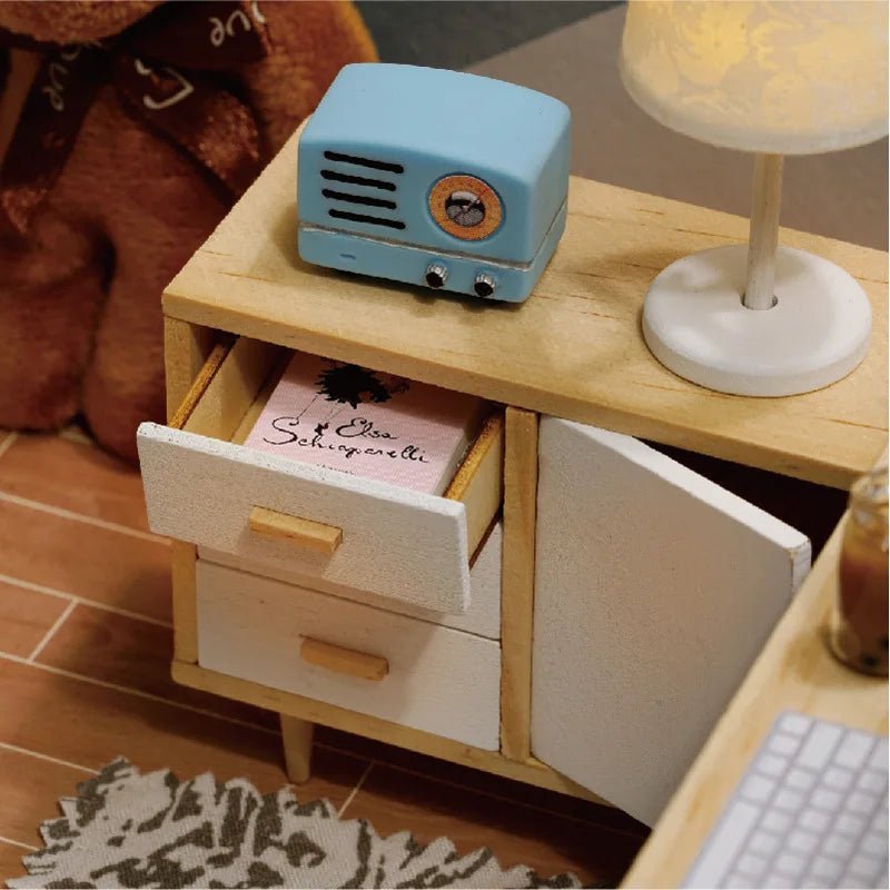 Sunshine Studio - Dollhouse - TryNooki