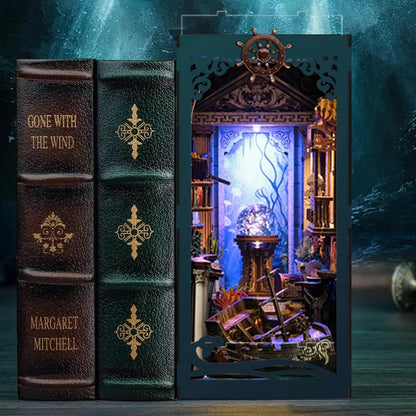 Deep Sea Enigma - Book Nook Kit - TryNooki