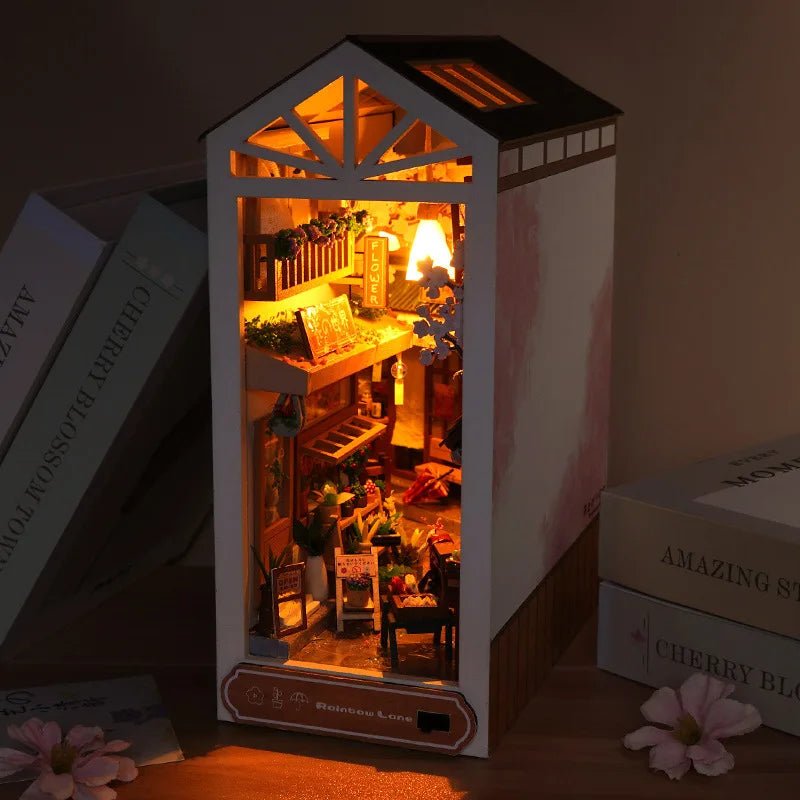 Rainbow Lane - Book Nook Kit - TryNooki