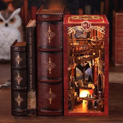 Flame Common Room - DIY Book Nook Kit - TryNooki
