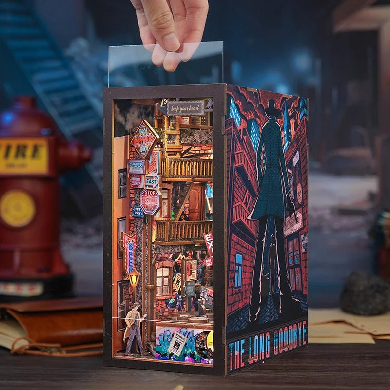 The Long Goodbye - DIY Detective Book Nook Kit - TryNooki