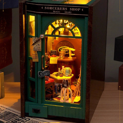 Sorcerer's Alley - DIY Book Nook Kit - TryNooki
