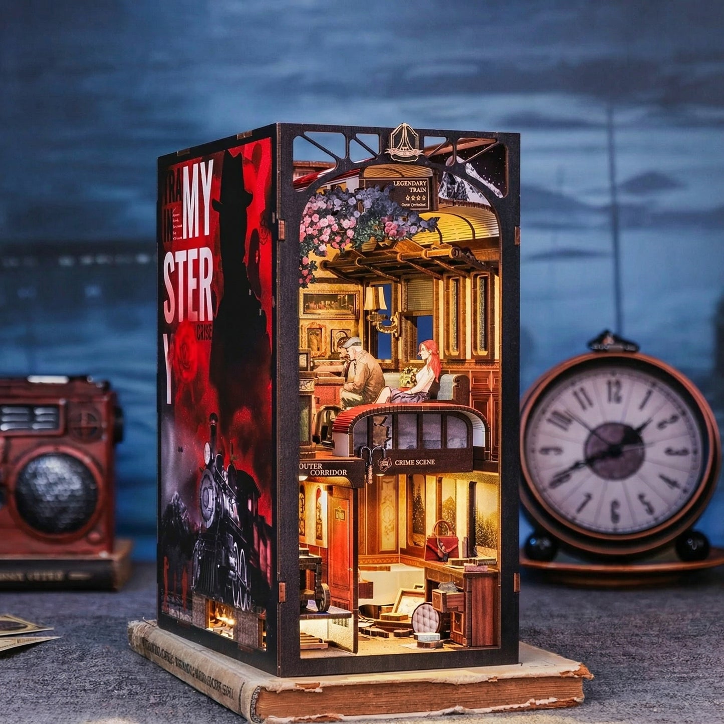 Detective Train Mystery - DIY Book Nook Kit - TryNooki